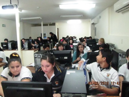 ALUMNOS PREPA MOCHIS